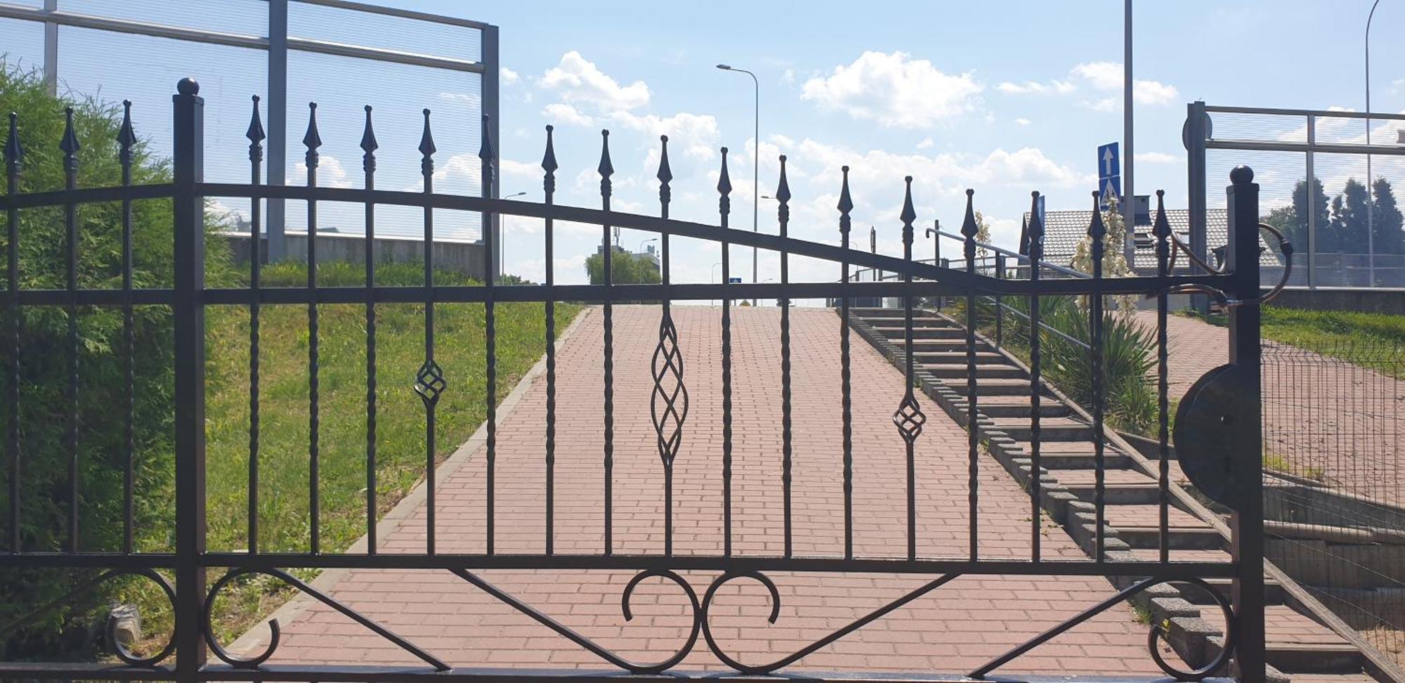 Апартаменти Біля Рондо - Mieszkanie Przy Rondzie Přemyšl Exteriér fotografie